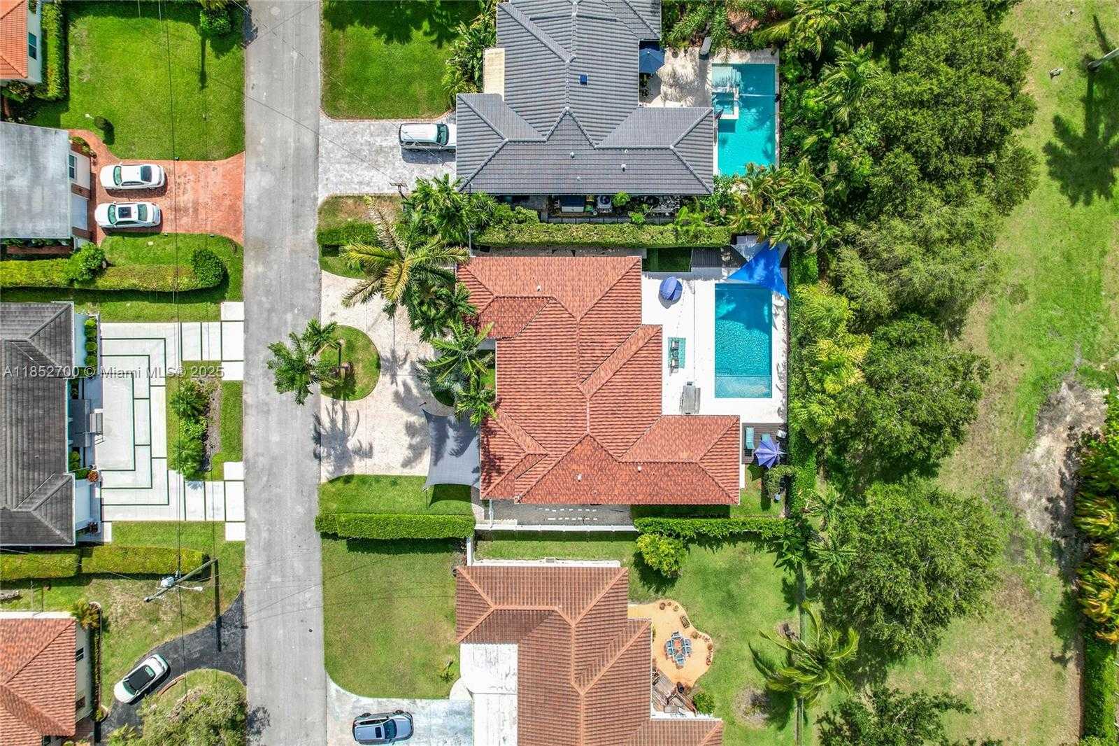 Small Image of 1080 NORTH EAST 104TH ST, Miami Shores Number 4