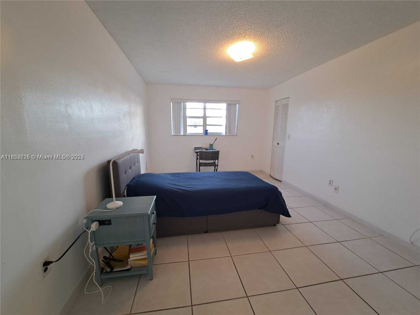 Small Image of 7150 INDIAN CREEK DR #506, Miami Beach Number 6