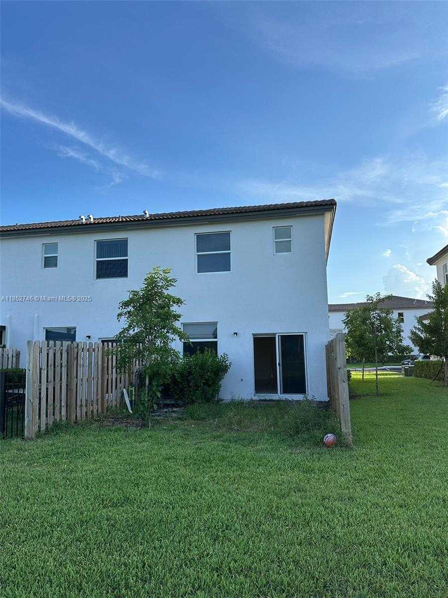 Small Image of 2323 NORTH WEST 122ND TER, Miami Number 20
