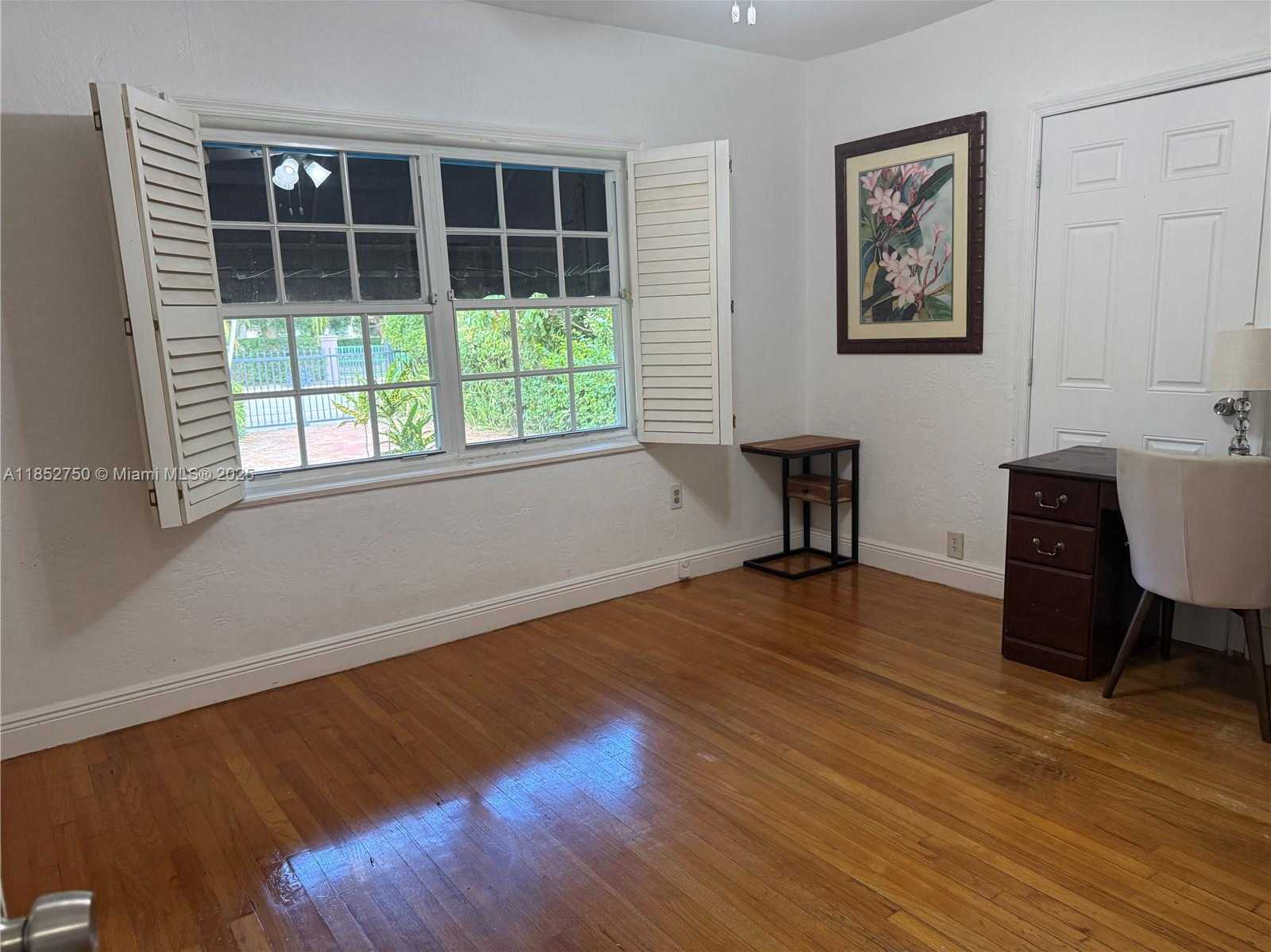 Small Image of 3030 SW 57th Ave, Miami, FL 33155, USA Number 11