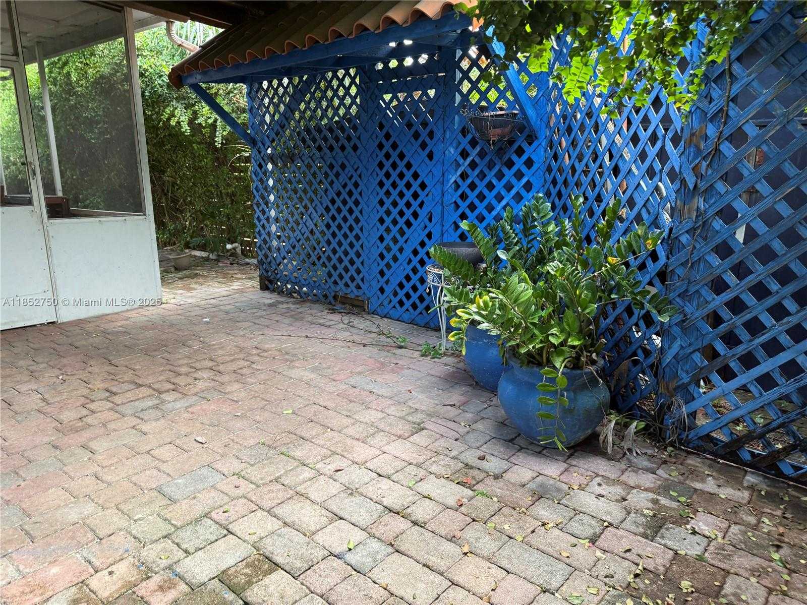 Small Image of 3030 SW 57th Ave, Miami, FL 33155, USA Number 17