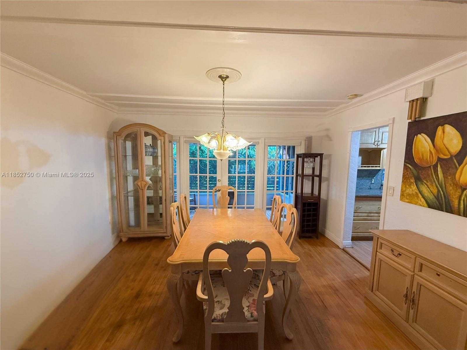 Small Image of 3030 SW 57th Ave, Miami, FL 33155, USA Number 6