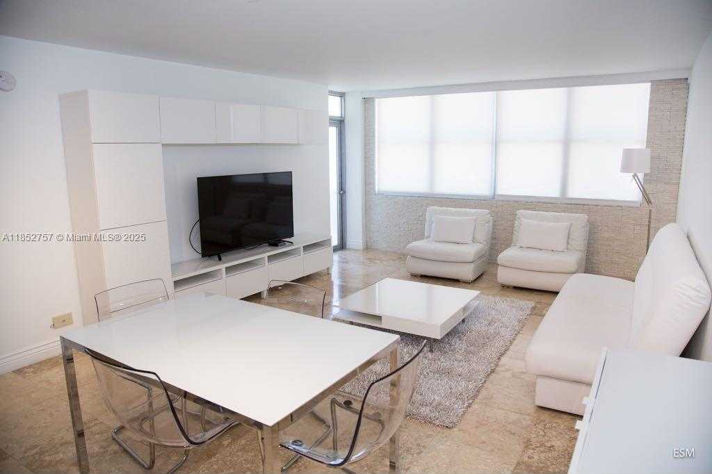 Small Image of 6039 COLLINS AVE #409, Miami Beach Number 8