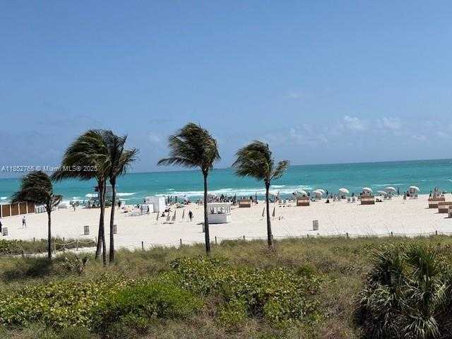 Small Image of 100 LINCOLN RD #520, Miami Beach Number 20
