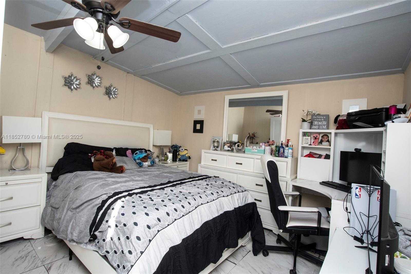 Small Image of 1721 SOUTH WEST 75TH AVE RD, Miami Number 10