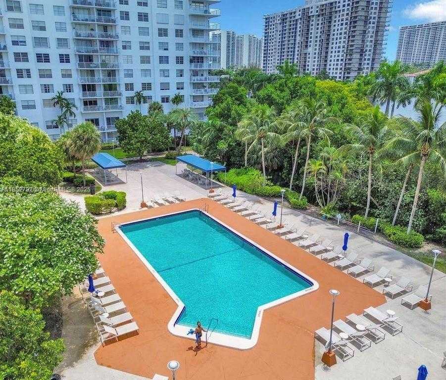 Small Image of 2851 NORTH EAST 183RD ST #111E, Aventura Number 26