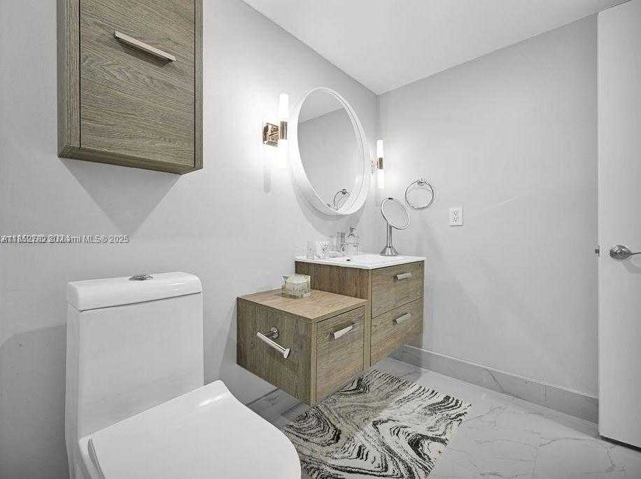 Small Image of 2851 NORTH EAST 183RD ST #111E, Aventura Number 4
