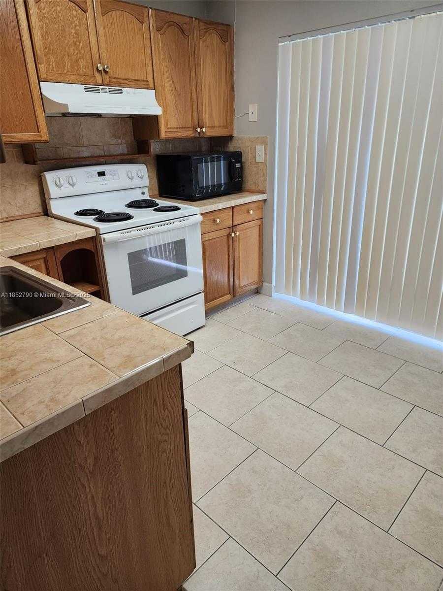 Small Image of 10521 SOUTH WEST 207TH ST #House, Cutler Bay Number 10