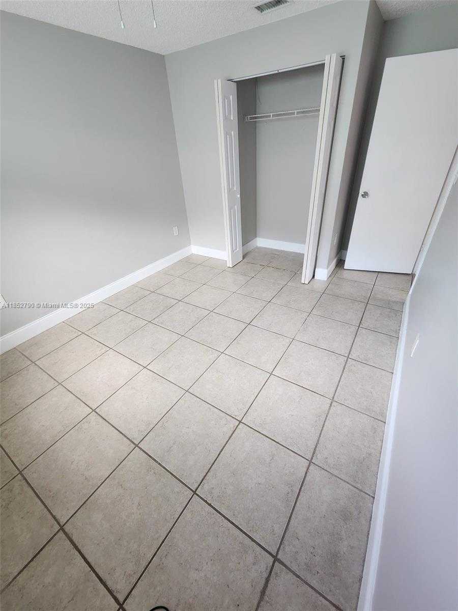Small Image of 10521 SOUTH WEST 207TH ST #House, Cutler Bay Number 21