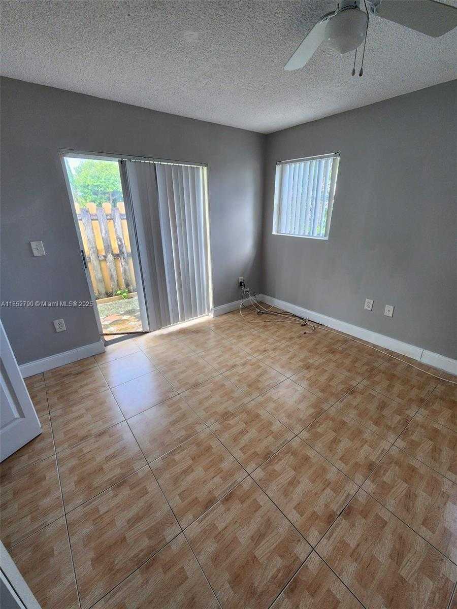 Small Image of 10521 SOUTH WEST 207TH ST #House, Cutler Bay Number 28