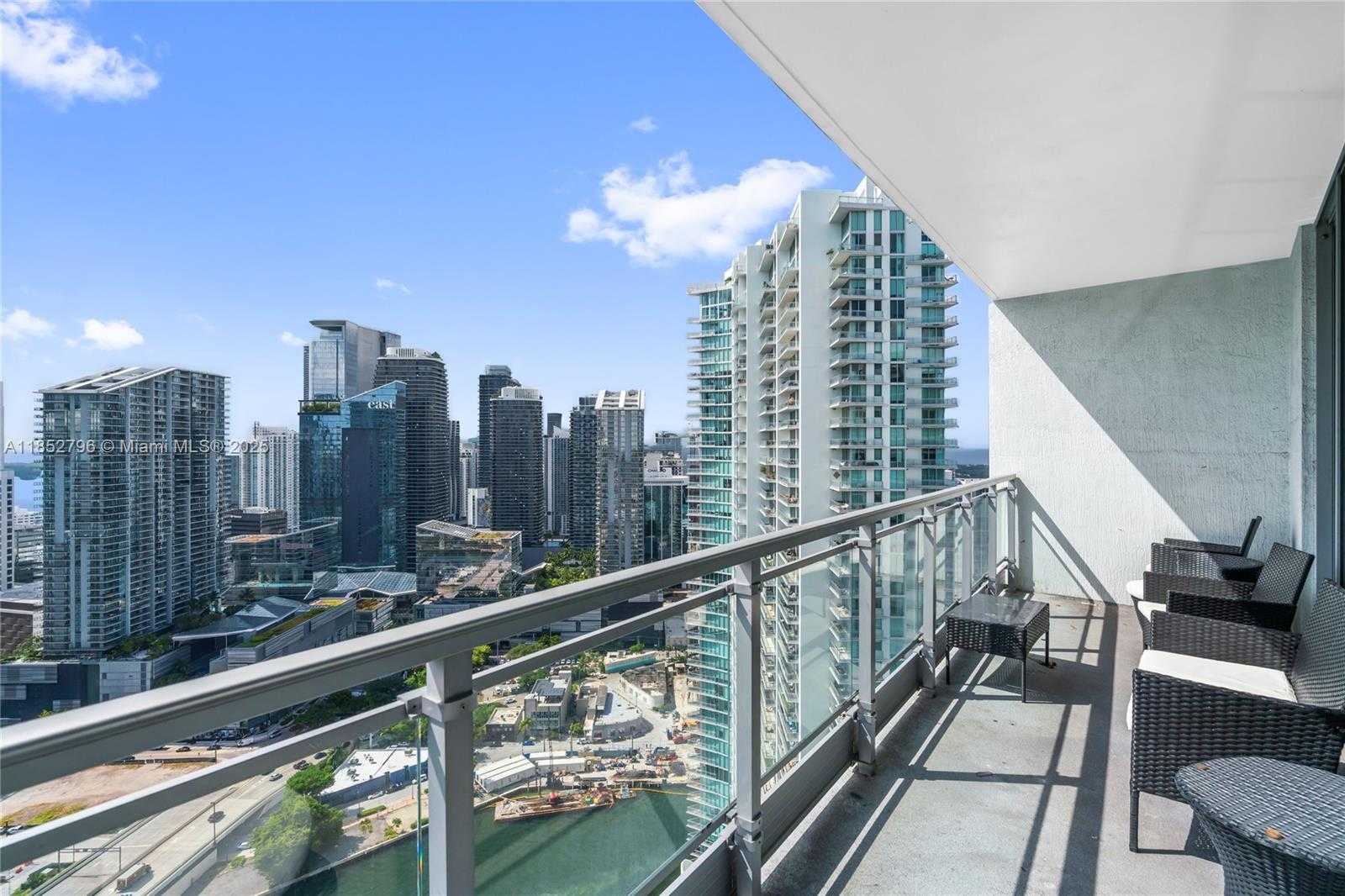 Small Image of 90 SOUTH WEST 3RD ST #4203, Miami Number 25