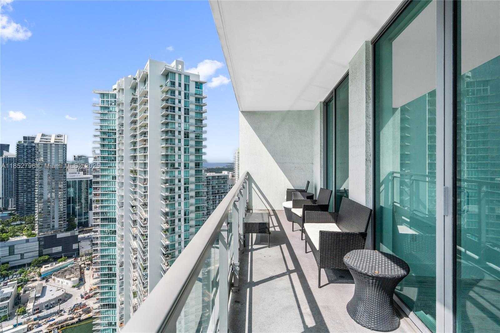 Small Image of 90 SOUTH WEST 3RD ST #4203, Miami Number 28