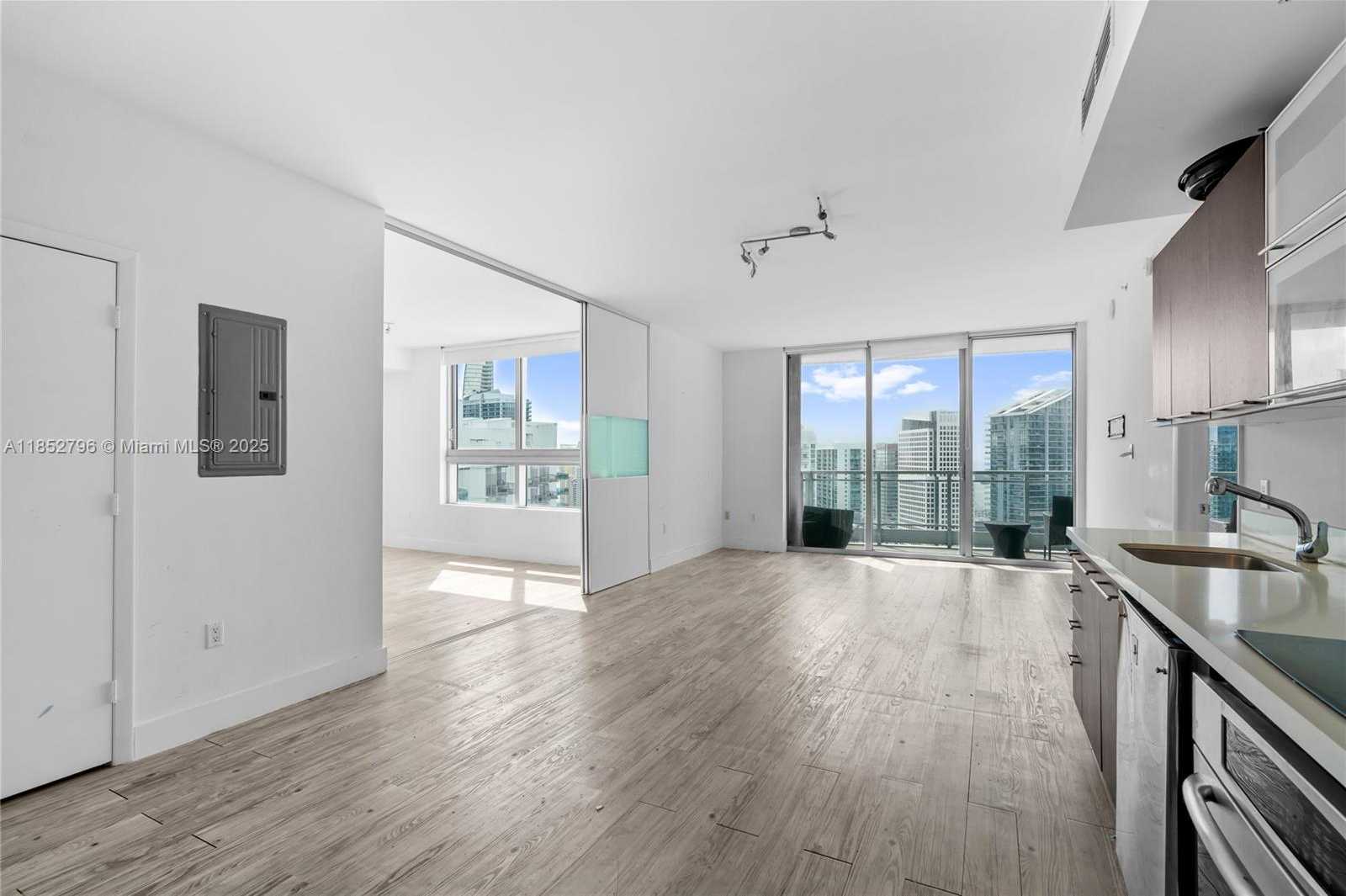 Small Image of 90 SOUTH WEST 3RD ST #4203, Miami Number 3