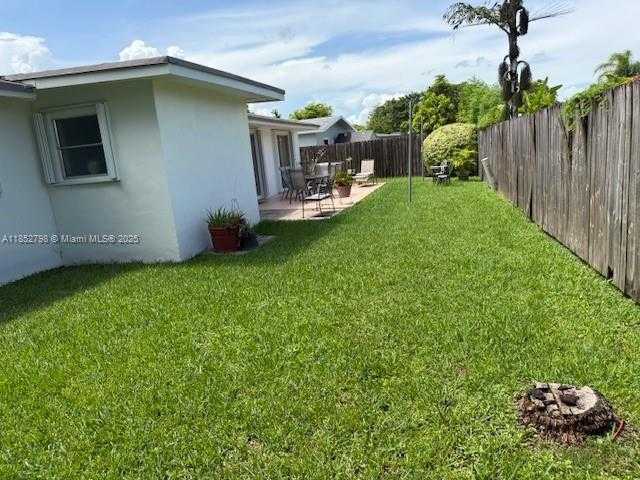 Small Image of 7235 SOUTH WEST 131ST AVE #7235, Miami Number 4