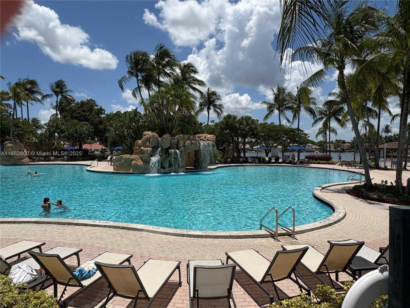 Small Image of 10730 NORTH WEST 66TH ST #410, Doral Number 33