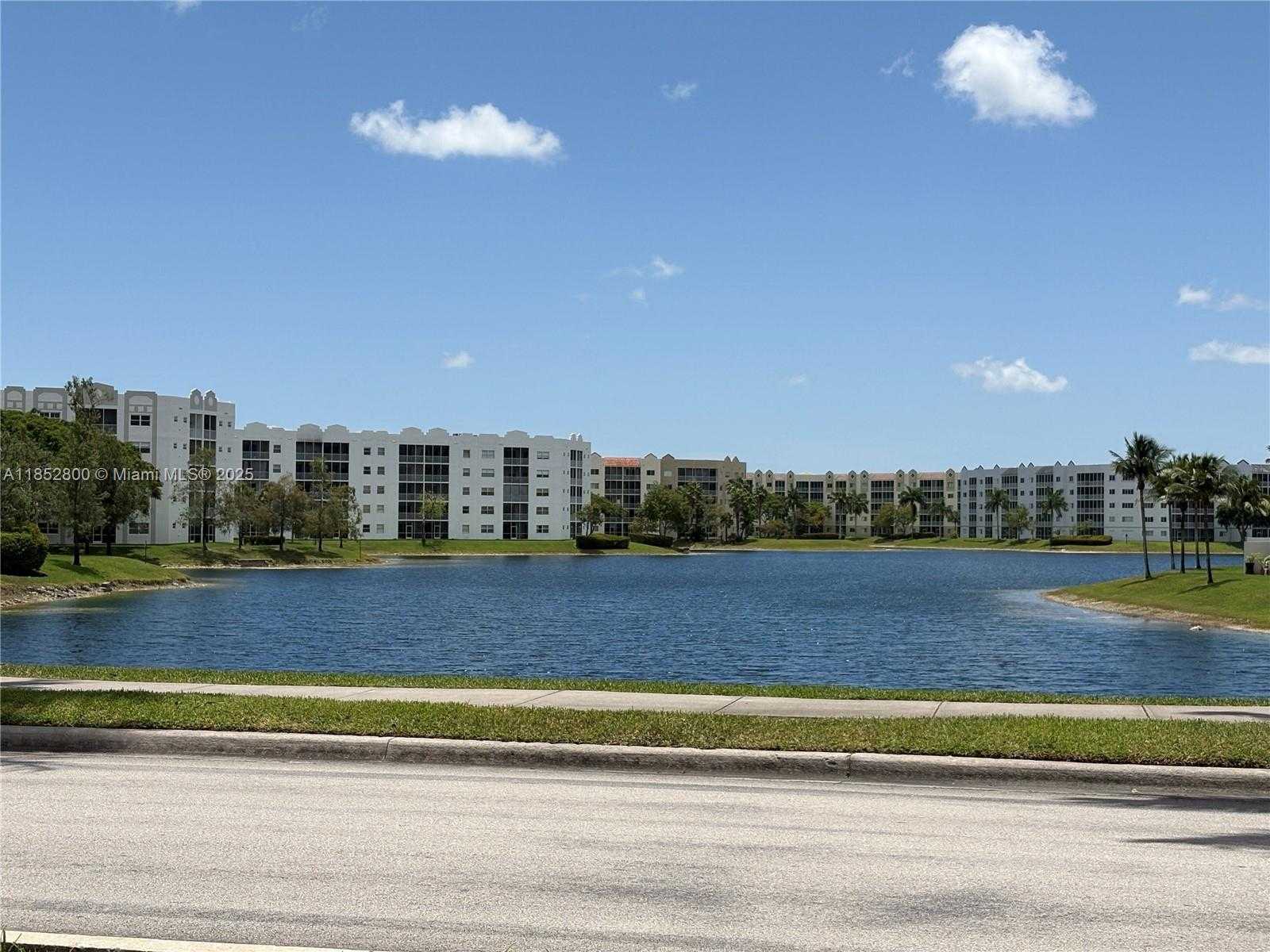 Small Image of 10730 NORTH WEST 66TH ST #410, Doral Number 40
