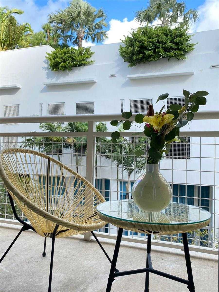 Small Image of 2001 BISCAYNE BLVD #2306, Miami Number 11