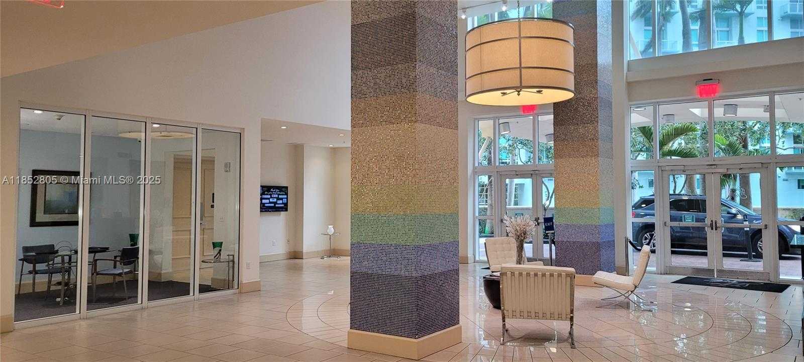 Small Image of 2001 BISCAYNE BLVD #2306, Miami Number 37