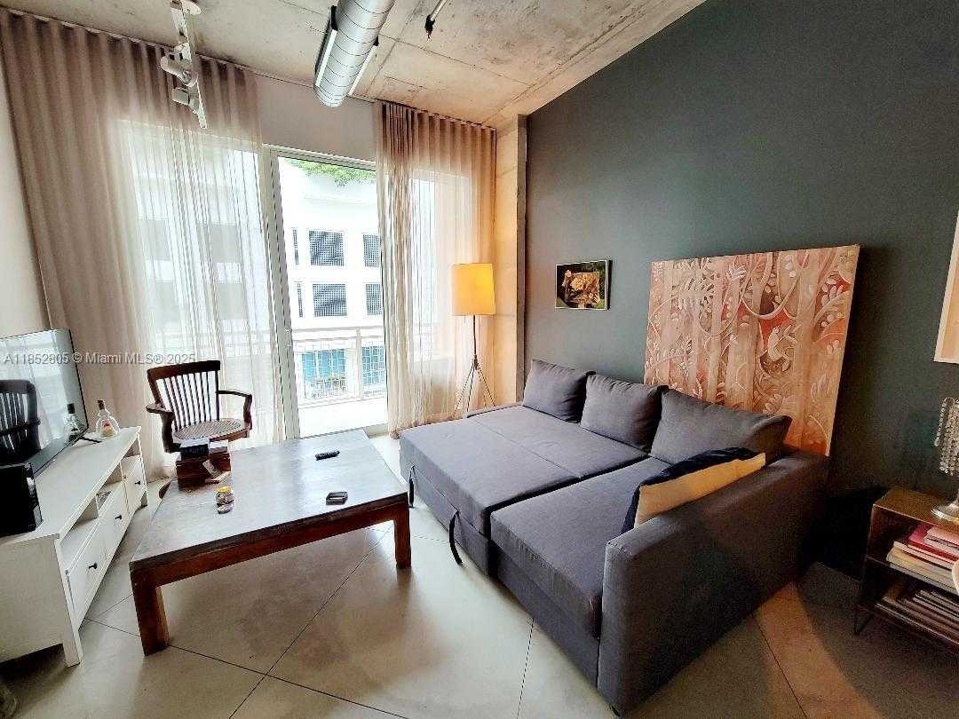 Small Image of 2001 BISCAYNE BLVD #2306, Miami Number 5