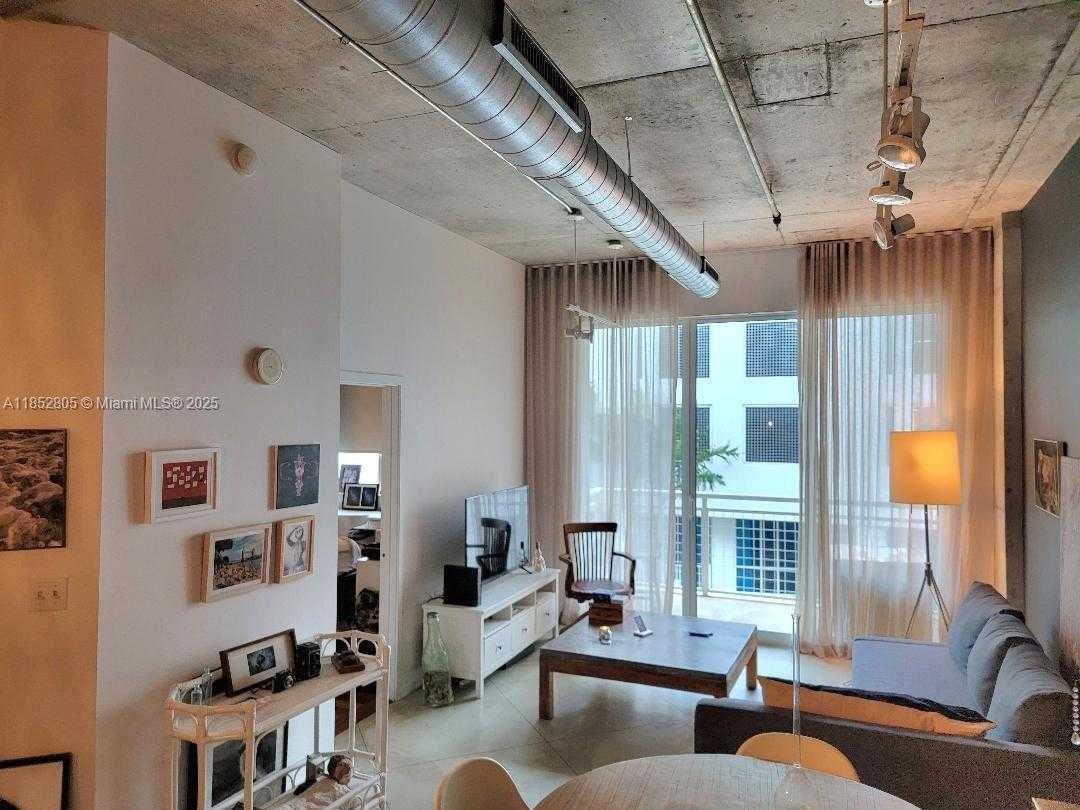 Small Image of 2001 BISCAYNE BLVD #2306, Miami Number 7