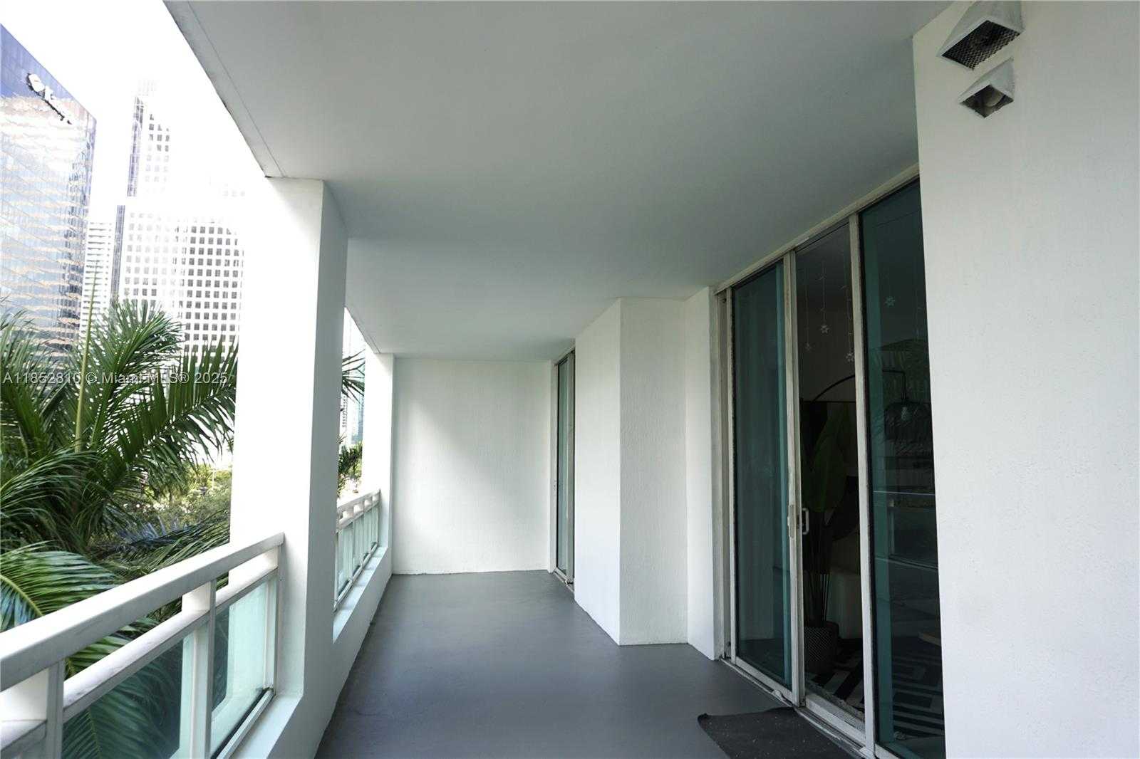 Small Image of 951 BRICKELL AVE #405, Miami Number 26