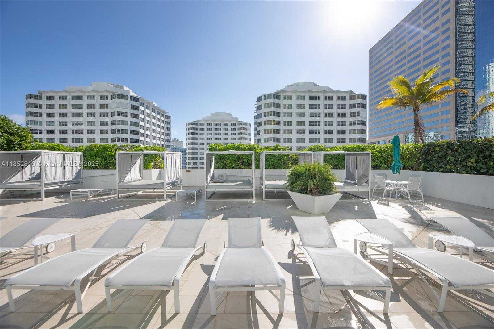 Small Image of 951 BRICKELL AVE #405, Miami Number 30