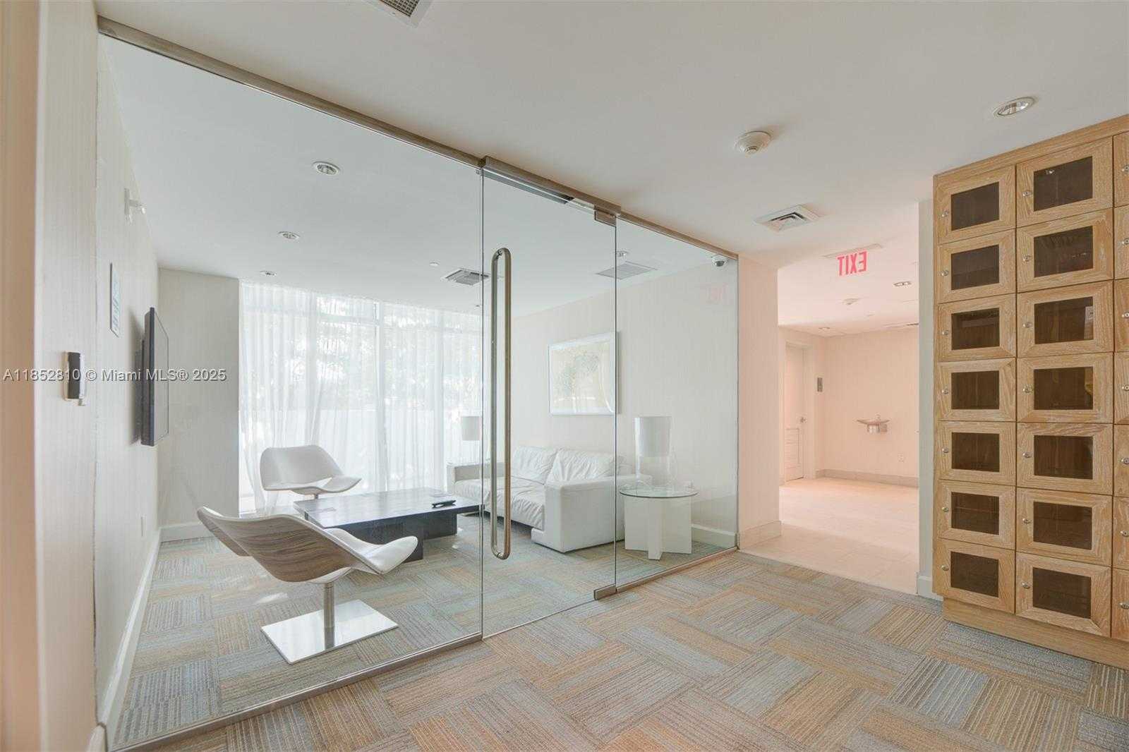 Small Image of 951 BRICKELL AVE #405, Miami Number 32
