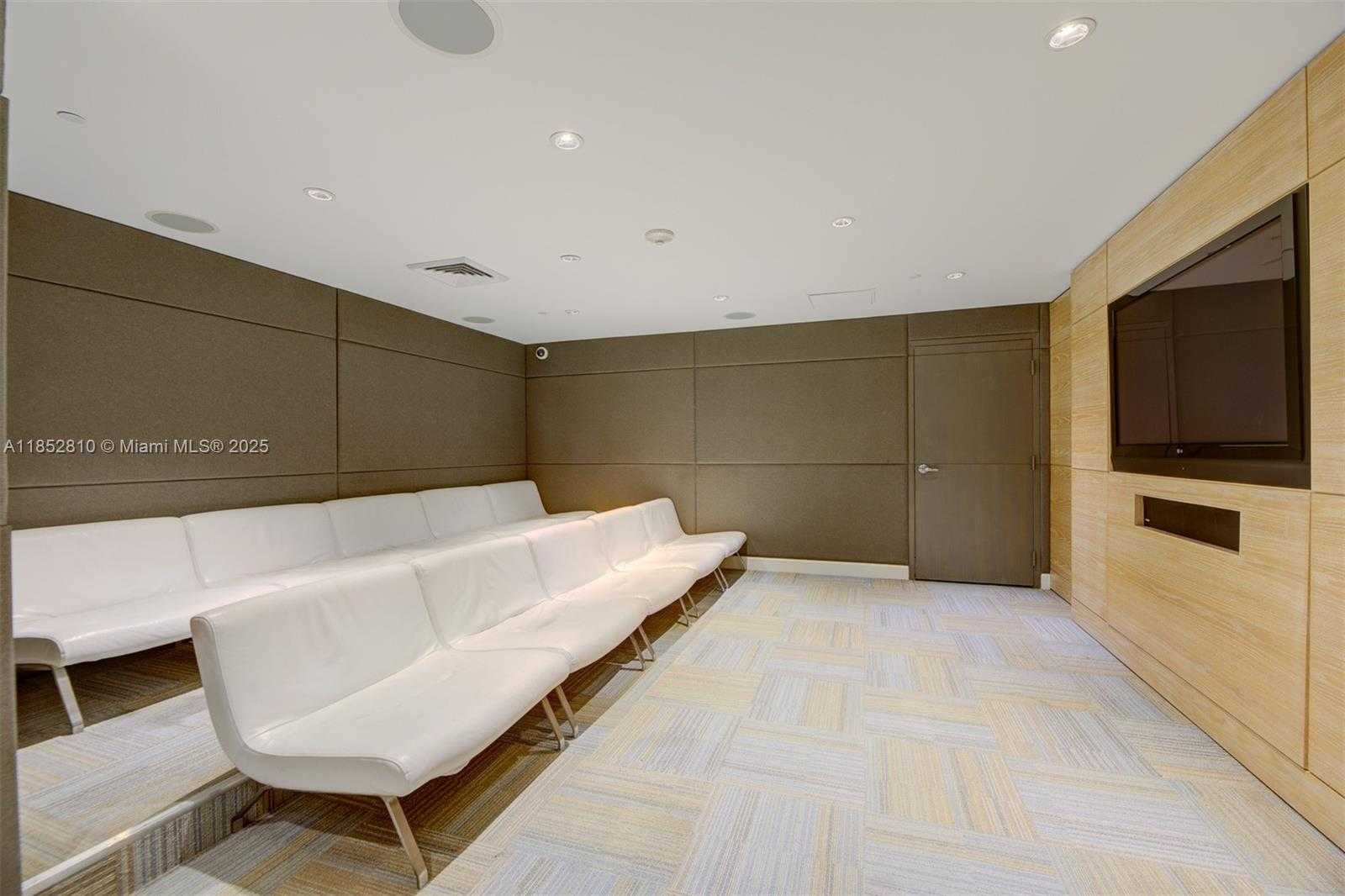Small Image of 951 BRICKELL AVE #405, Miami Number 34