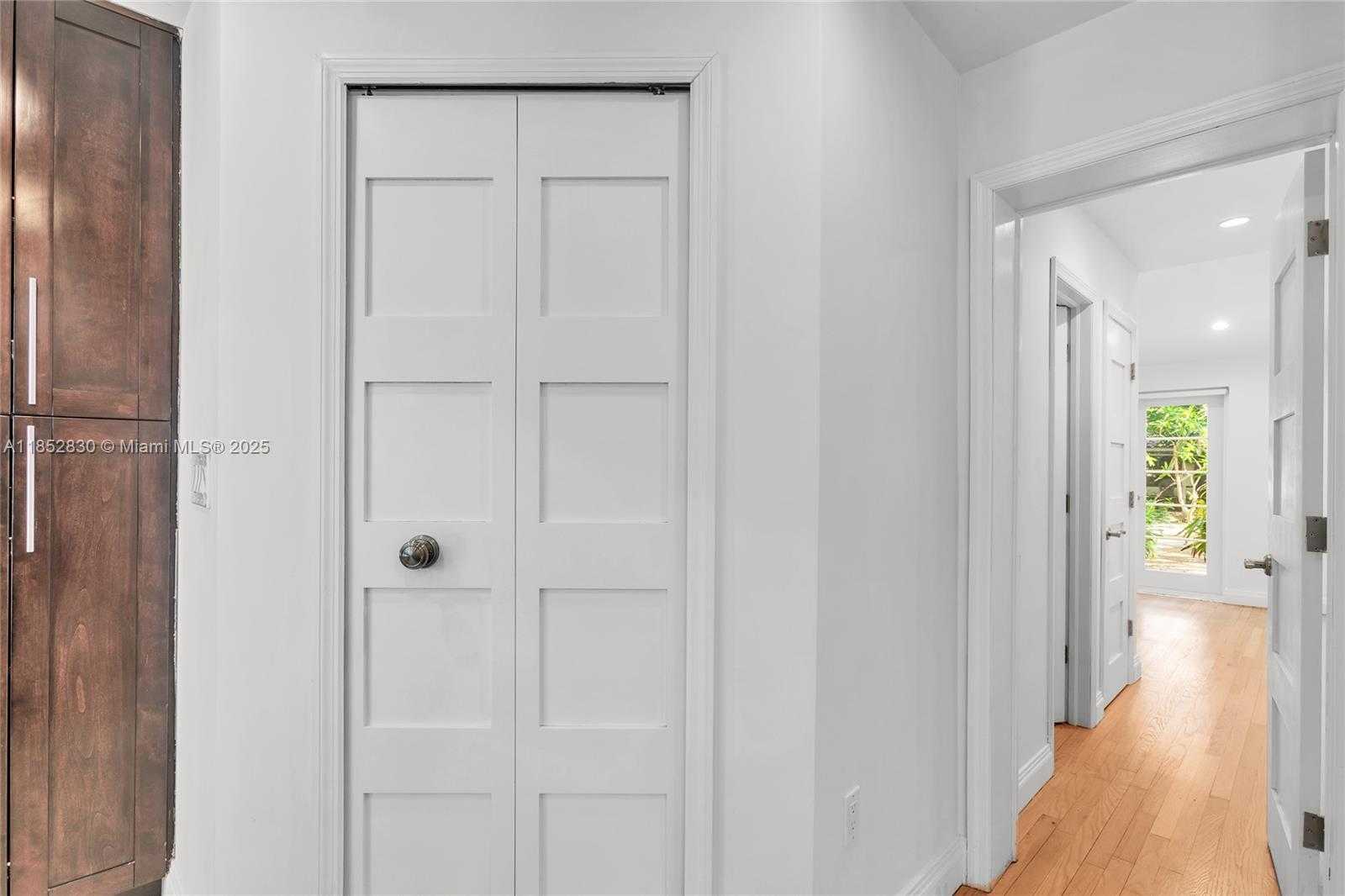 Small Image of 776 NORTH EAST 74TH ST, Miami Number 17