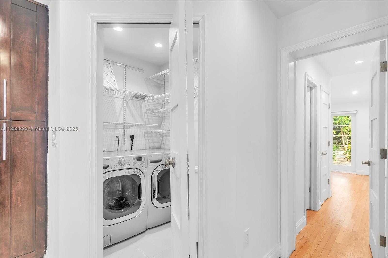 Small Image of 776 NORTH EAST 74TH ST, Miami Number 18