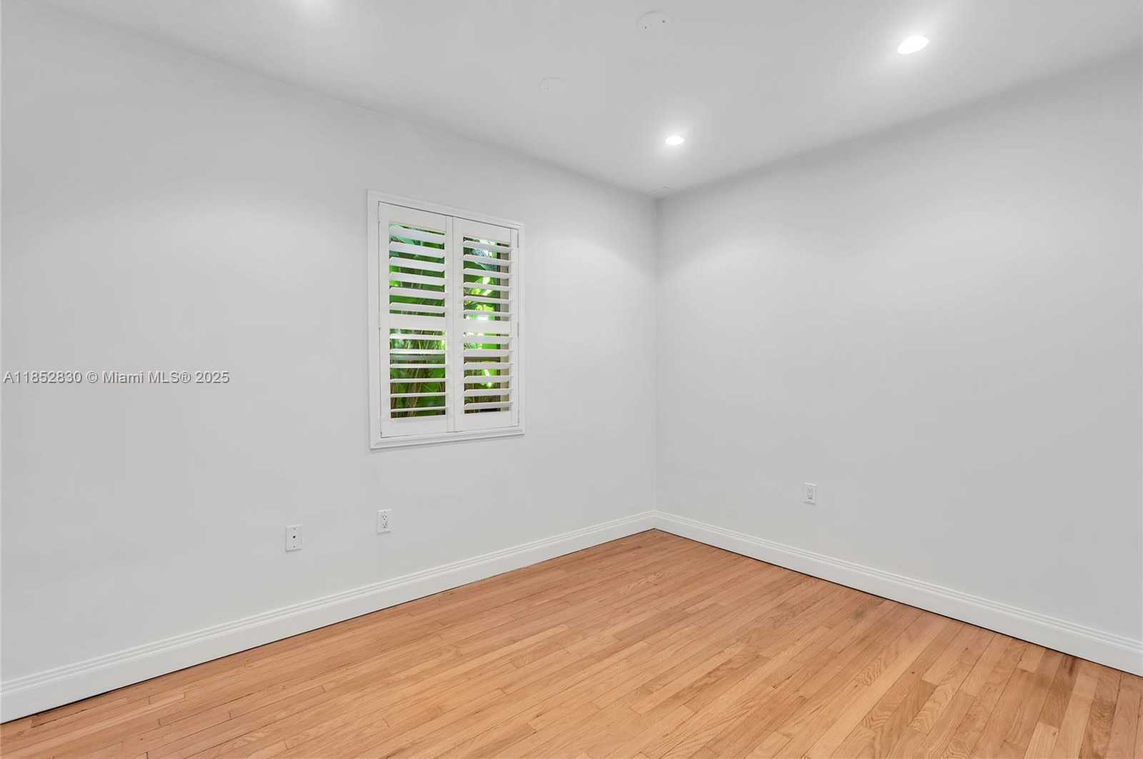 Small Image of 776 NORTH EAST 74TH ST, Miami Number 22