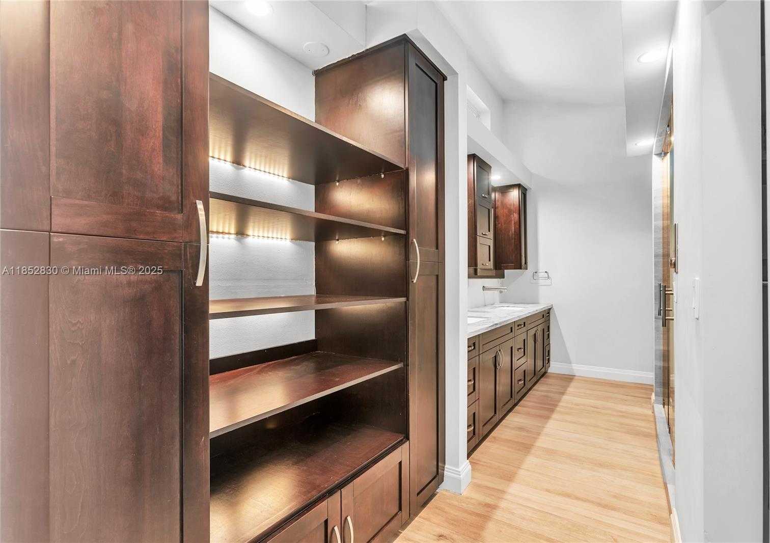 Small Image of 776 NORTH EAST 74TH ST, Miami Number 29