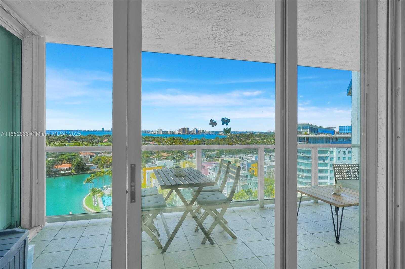 Small Image of 5900 COLLINS AVE #1607, Miami Beach Number 2