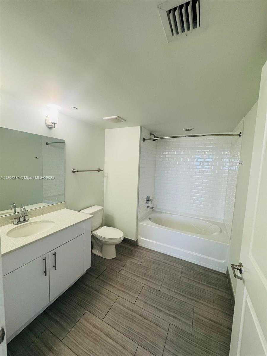 Small Image of 1776 POLK ST #1409, Hollywood Number 13