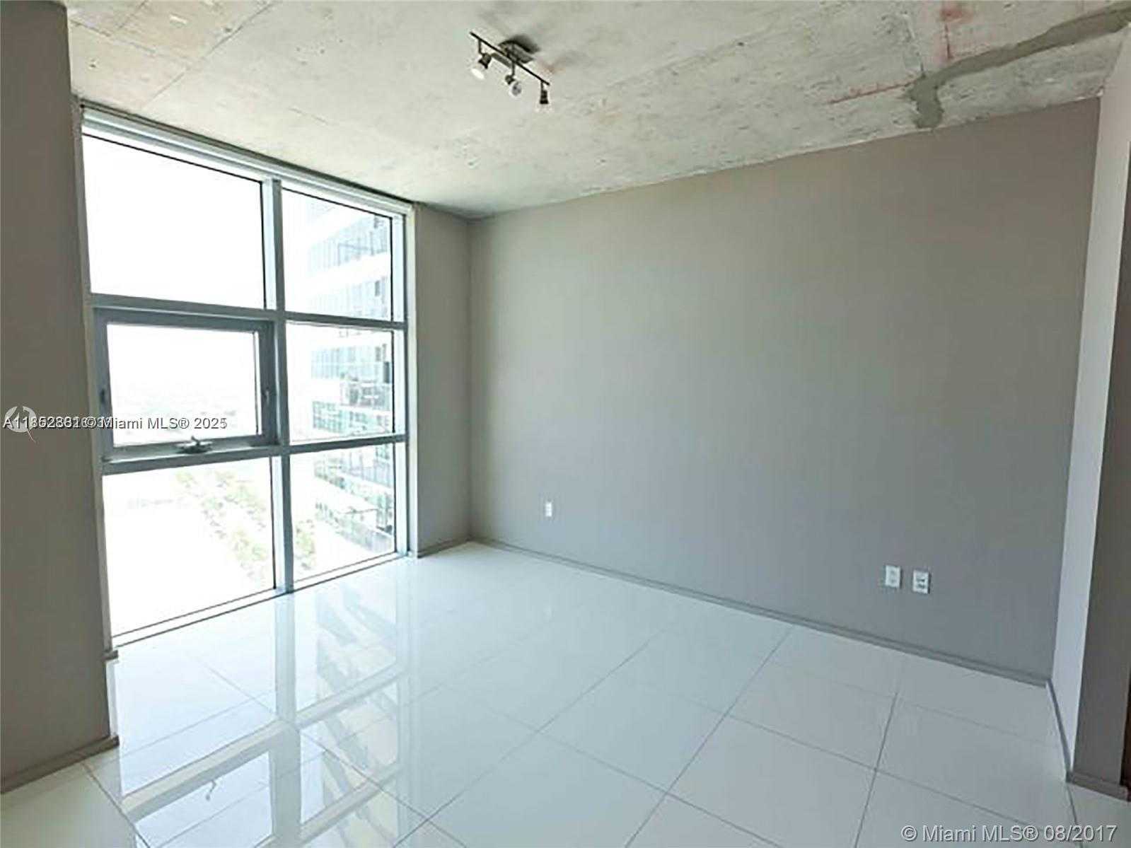 Small Image of 3301 NORTH EAST 1ST AVE #H2210, Miami Number 5