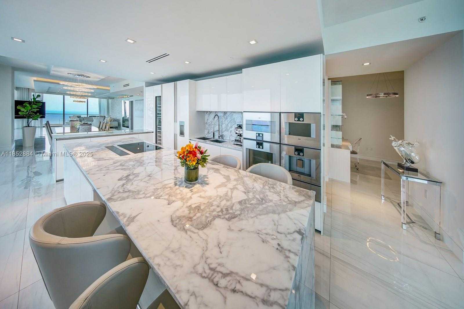Small Image of 10203 COLLINS AVE #2501, Bal Harbour Number 12