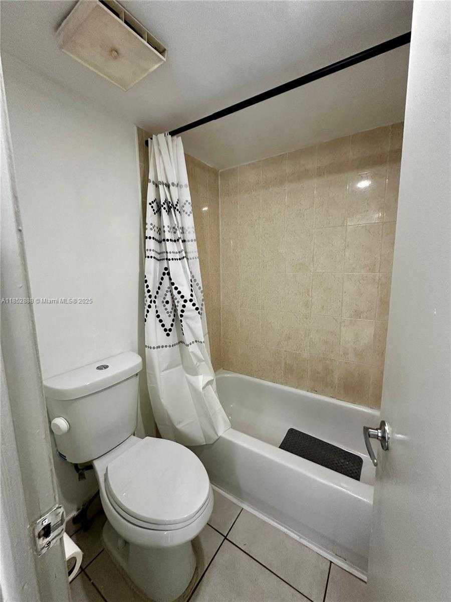 Small Image of 8275 SOUTH WEST 152ND AVE #D-211, Miami Number 17
