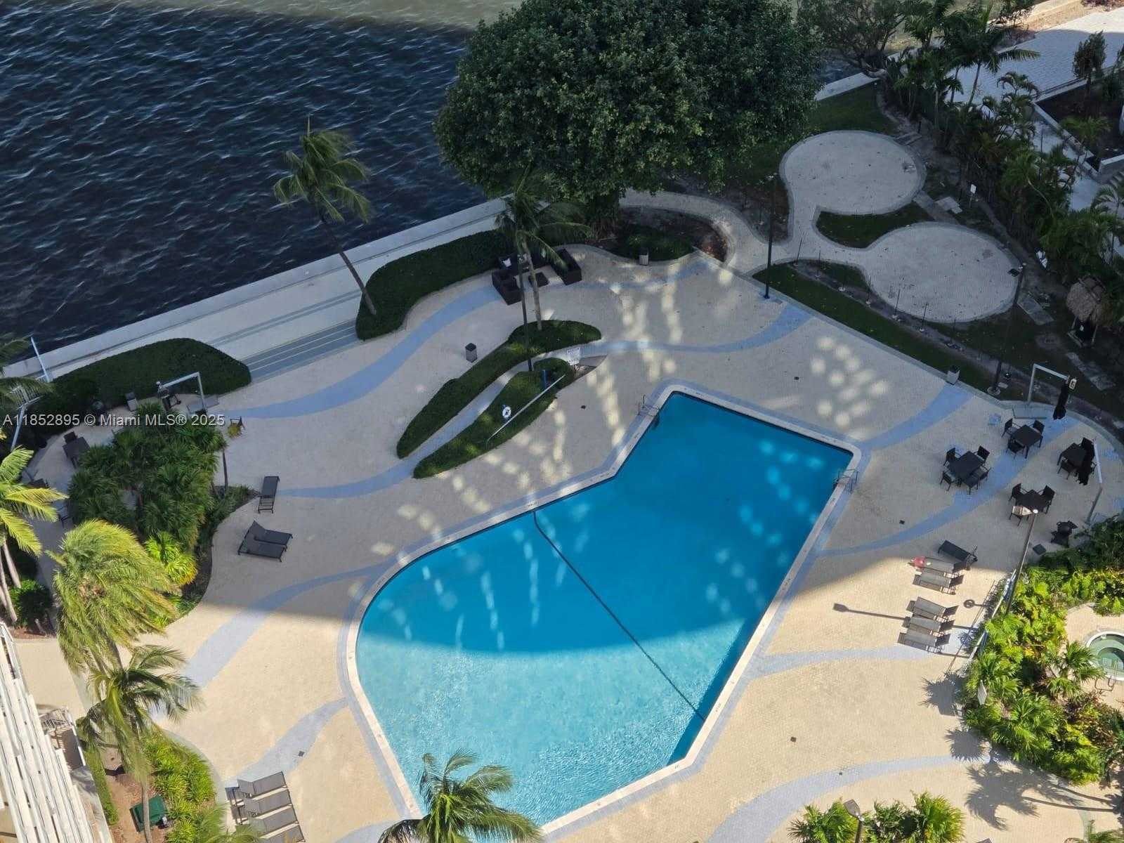 Small Image of 2451 BRICKELL AVE #18U, Miami Number 7
