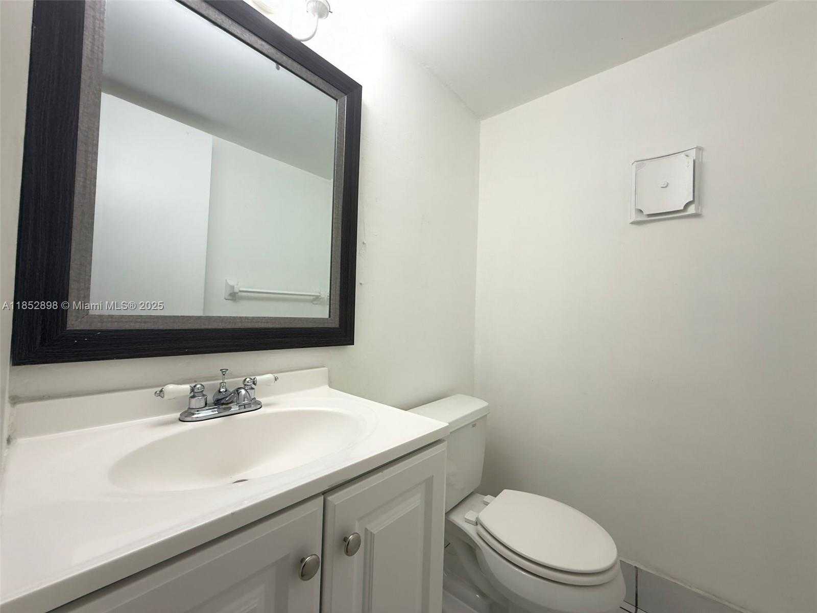 Small Image of 20 NORTH WEST 87TH AVE #A201, Miami Number 8