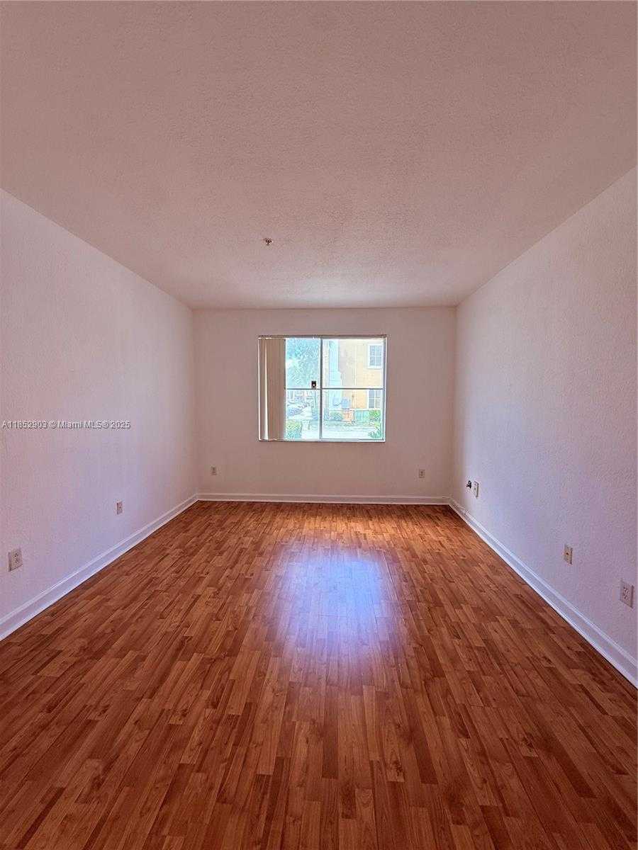 Small Image of 7060 NORTH WEST 177TH ST #100-12, Hialeah Number 10