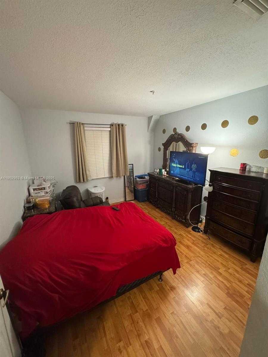 Small Image of 7060 NORTH WEST 177TH ST #100-12, Hialeah Number 25