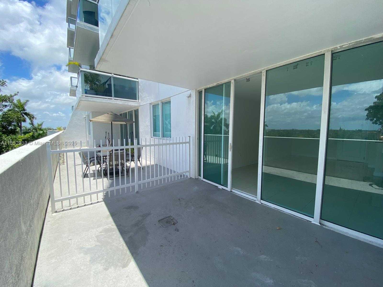 Small Image of 1861 NORTH WEST S RIVER DR #702, Miami Number 5
