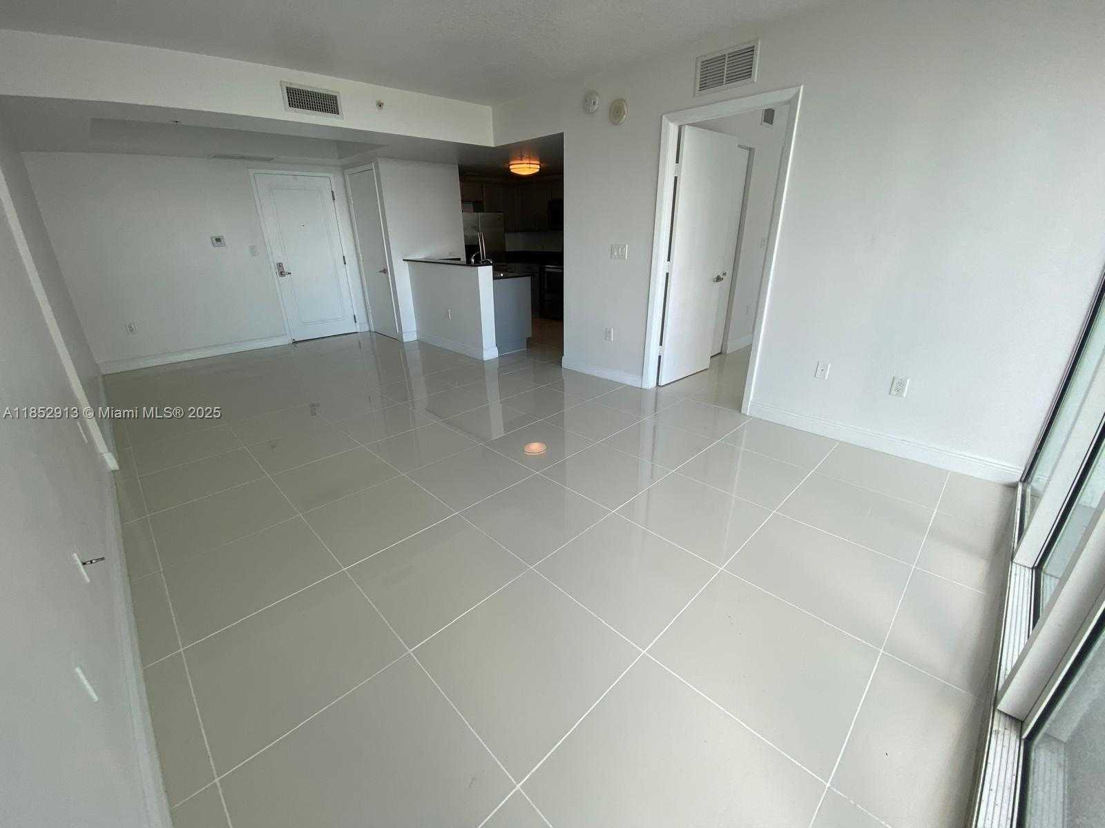 Small Image of 1861 NORTH WEST S RIVER DR #702, Miami Number 8
