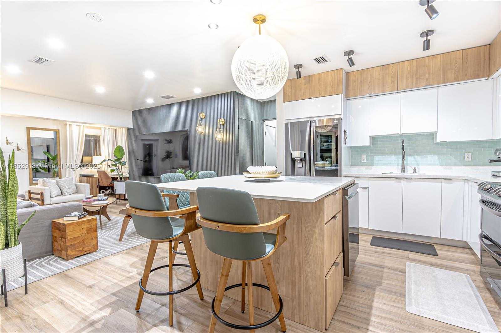 Small Image of 532 NORTH WEST 100TH ST, Miami Number 8