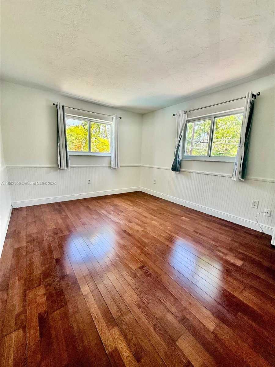 Small Image of 251 GALEN DR #204E, Key Biscayne Number 8