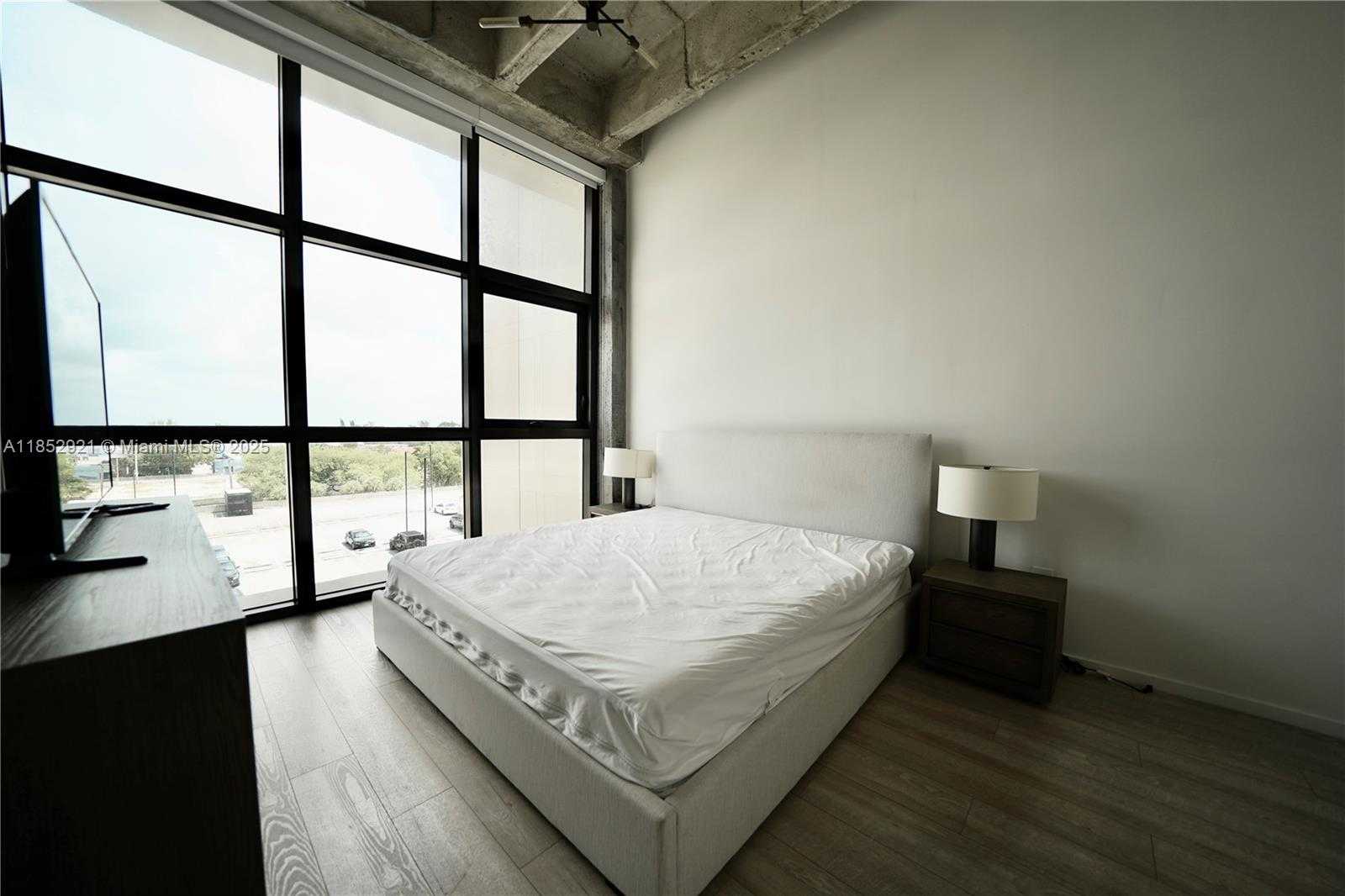 Small Image of 7920 NORTH EAST 2ND AVE #402, Miami Number 6