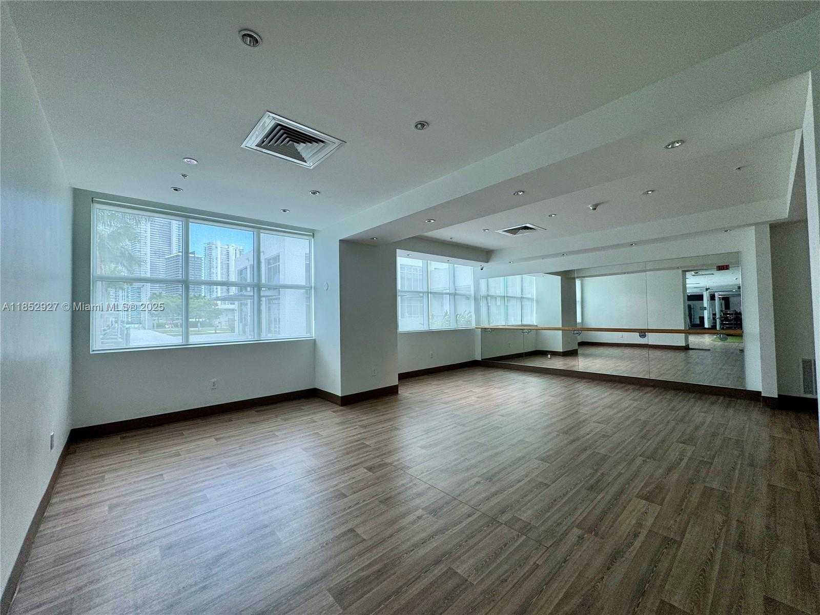 Small Image of 3301 NORTH EAST 1ST AVE #M0303, Miami Number 24
