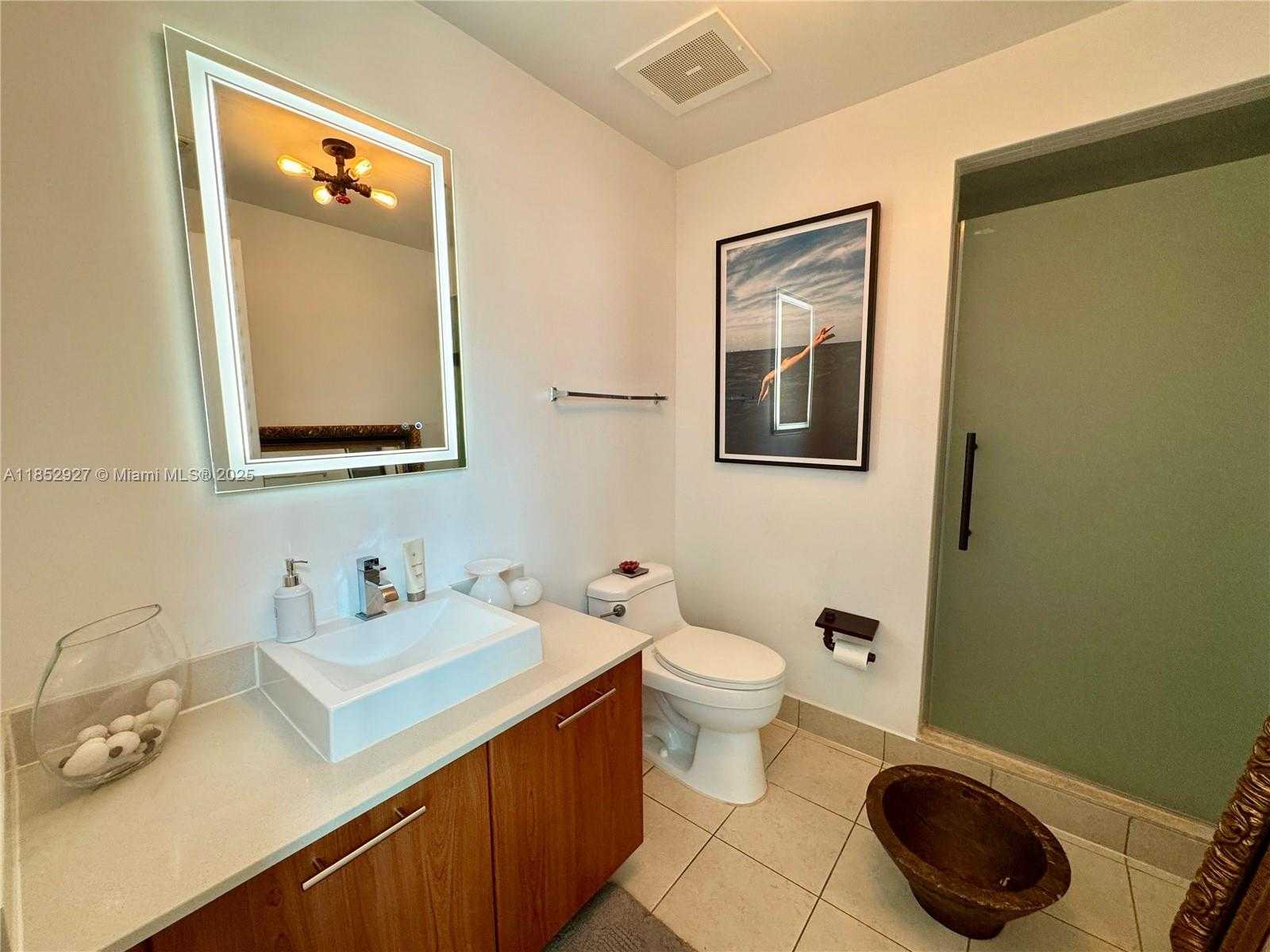 Small Image of 3301 NORTH EAST 1ST AVE #M0303, Miami Number 8