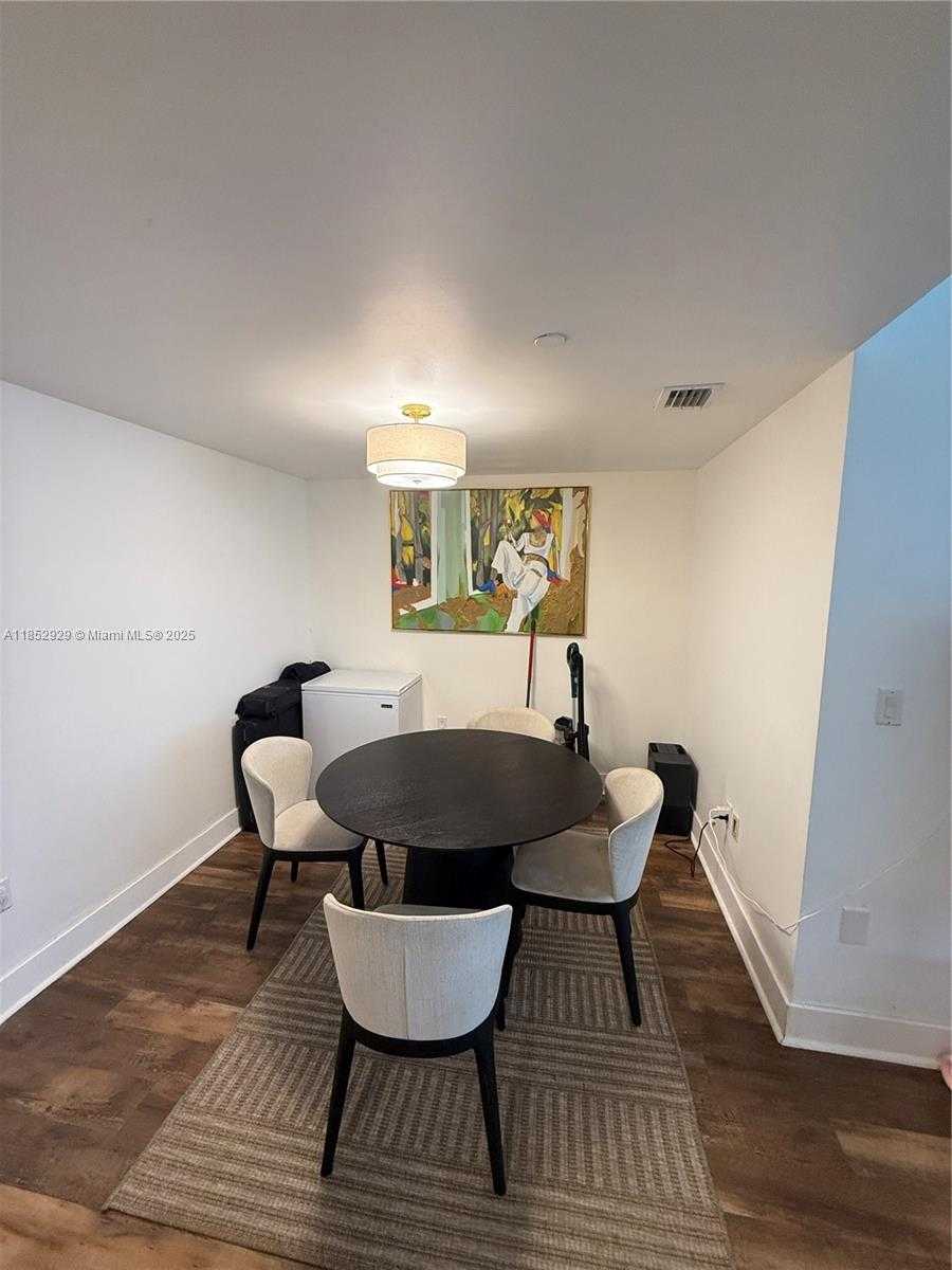Small Image of 350 SOUTH MIAMI AVE #1803, Miami Number 24