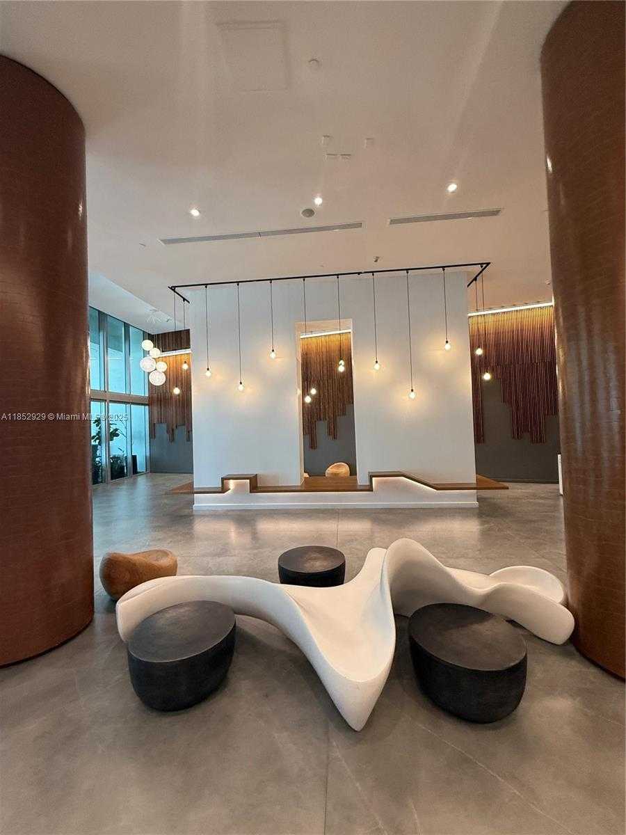 Small Image of 350 SOUTH MIAMI AVE #1803, Miami Number 4